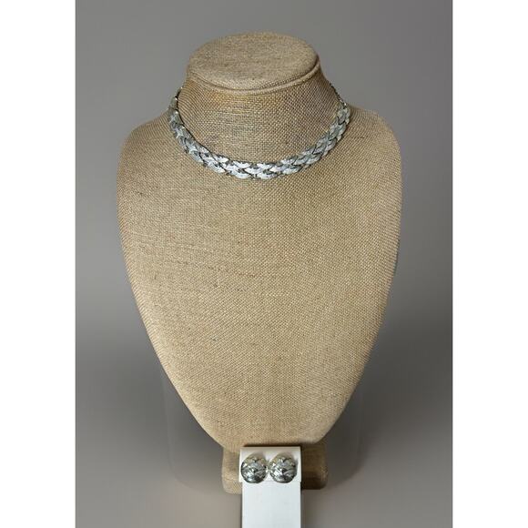 Vtg Silver Tone Coro Textured Fan Weave Statement Necklace & Clip On Earrings. - Picture 1 of 4